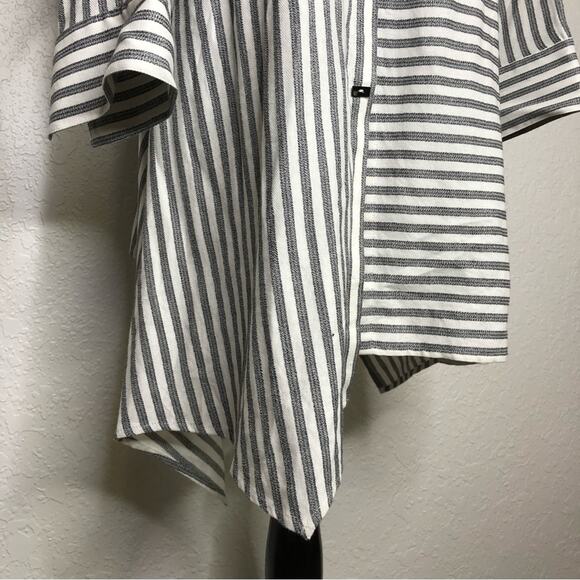 Soft Surroundings black white striped button down asymmetrical tunic size Large - Picture 11 of 16